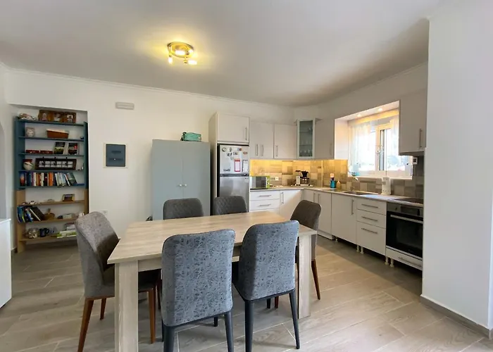 Aegean Breeze * Karpatos